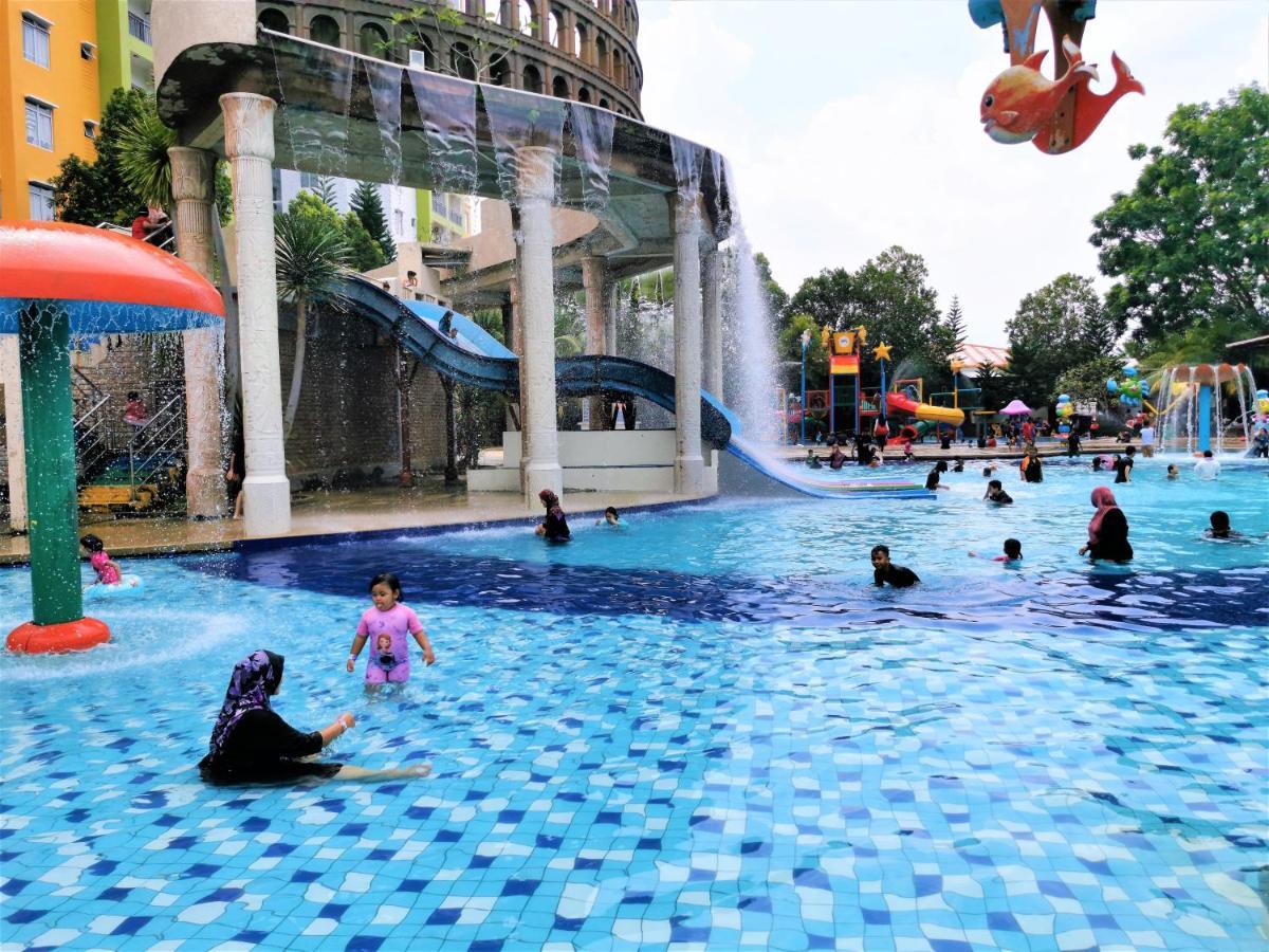 B - Lagoon Water Themepark Suite Melaka Town 외부 사진
