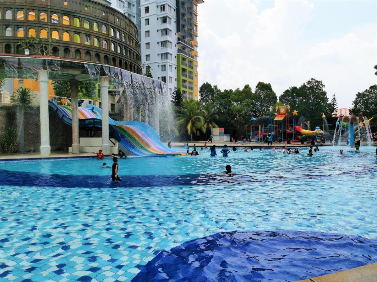 B - Lagoon Water Themepark Suite Melaka Town 외부 사진