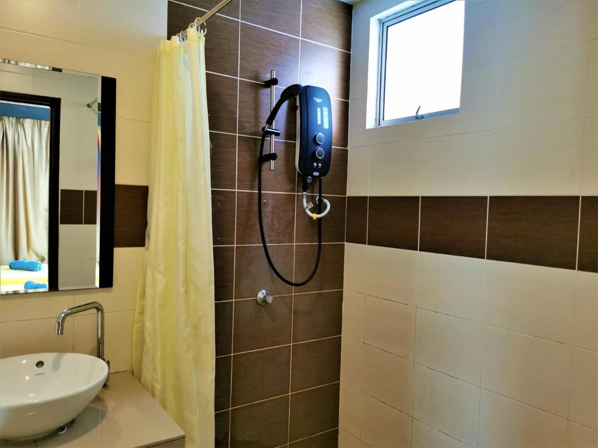 B - Lagoon Water Themepark Suite Melaka Town 외부 사진