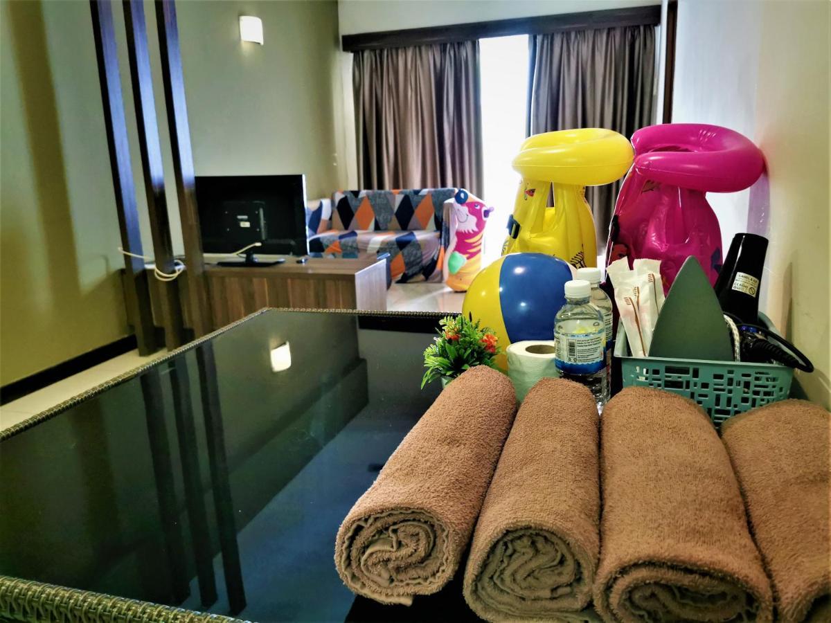 B - Lagoon Water Themepark Suite Melaka Town 외부 사진