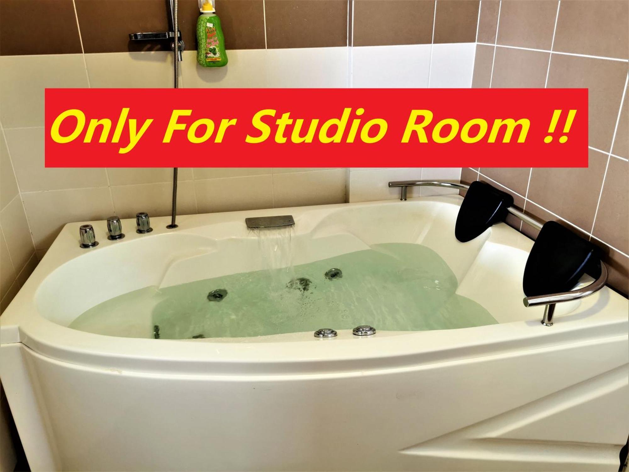 B - Lagoon Water Themepark Suite Melaka Town 외부 사진