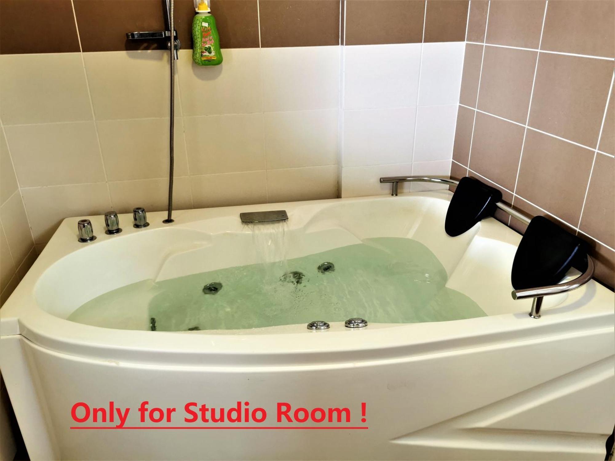 B - Lagoon Water Themepark Suite Melaka Town 외부 사진